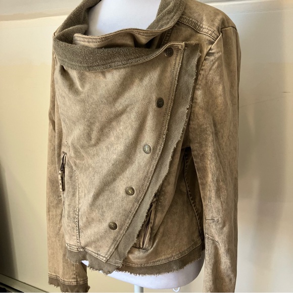 Free People Asymmetrical Tan Jean Jacket, LN, Sz M - Picture 4 of 10
